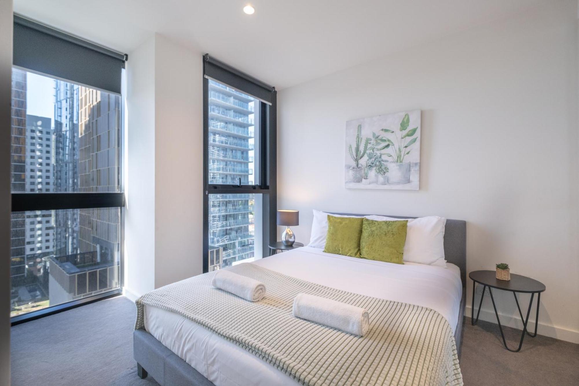 Relaxed 1Br1Ba City View Apt Wifi In Heart Melcbd Melbourne Exterior foto